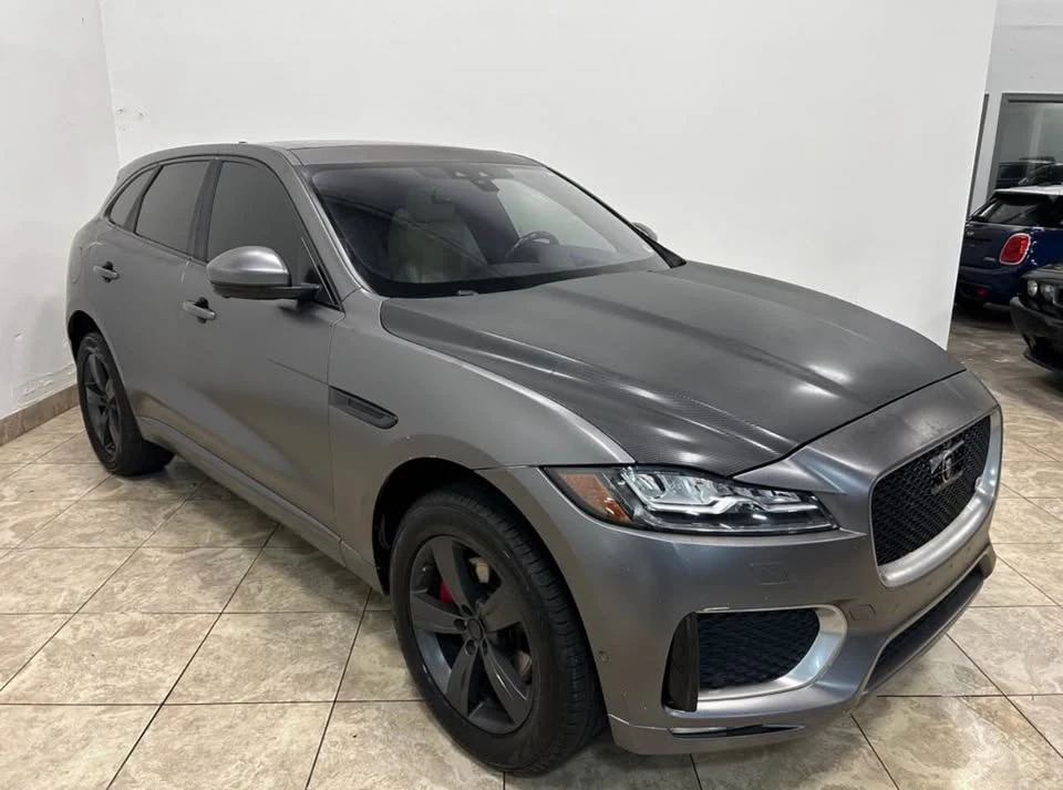 2017 Jaguar F-Pace - Image 3 of 10