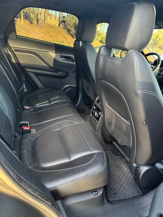 2017 Jaguar F-Pace - Image 14 of 16