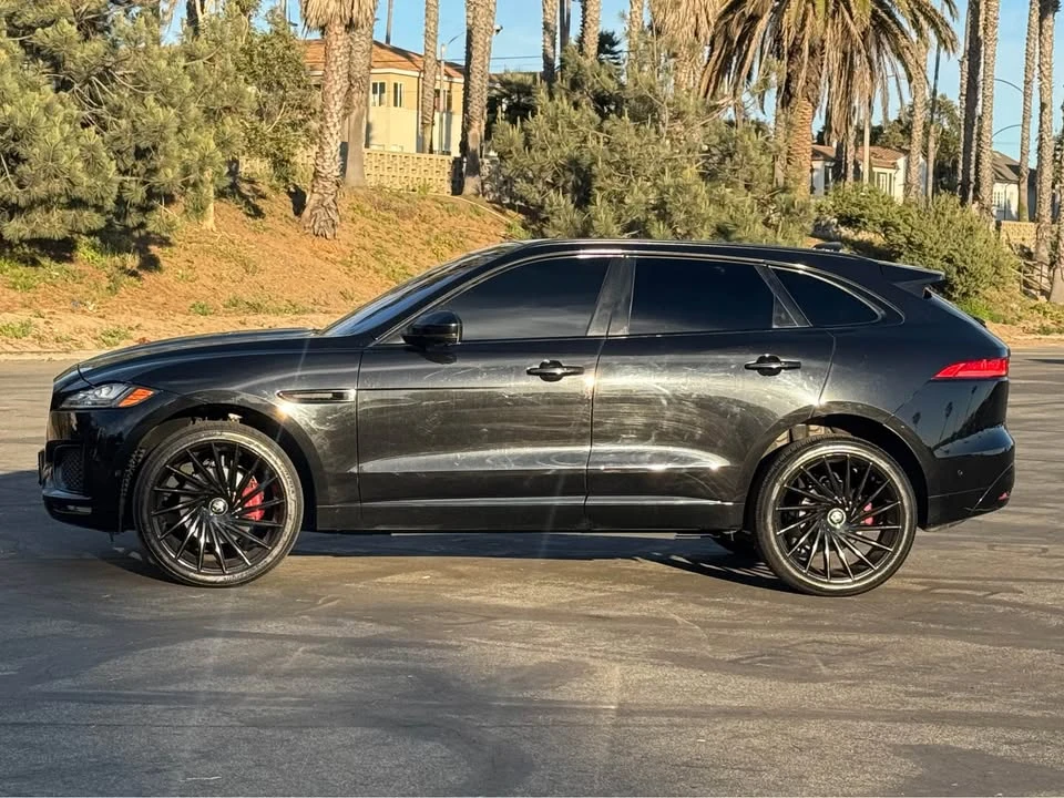 2017 Jaguar F-Pace - Image 6 of 16