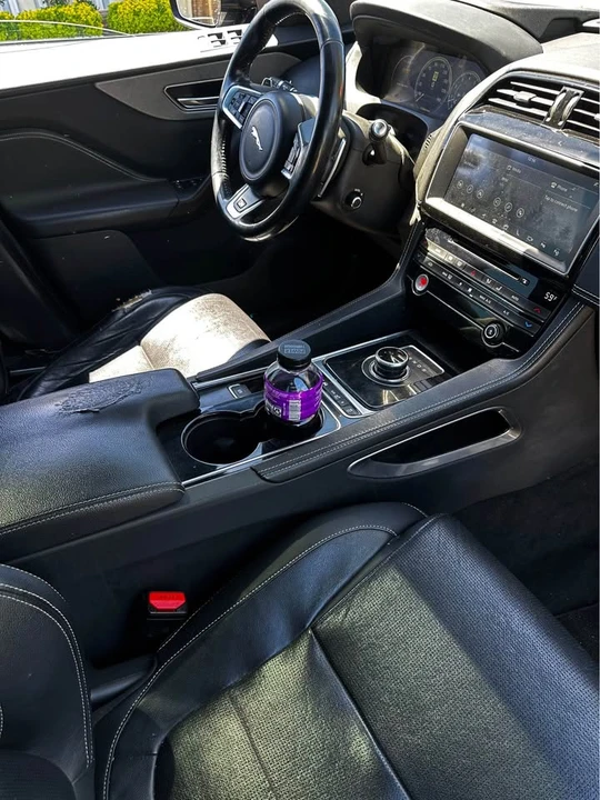 2017 Jaguar F-Pace - Image 3 of 5