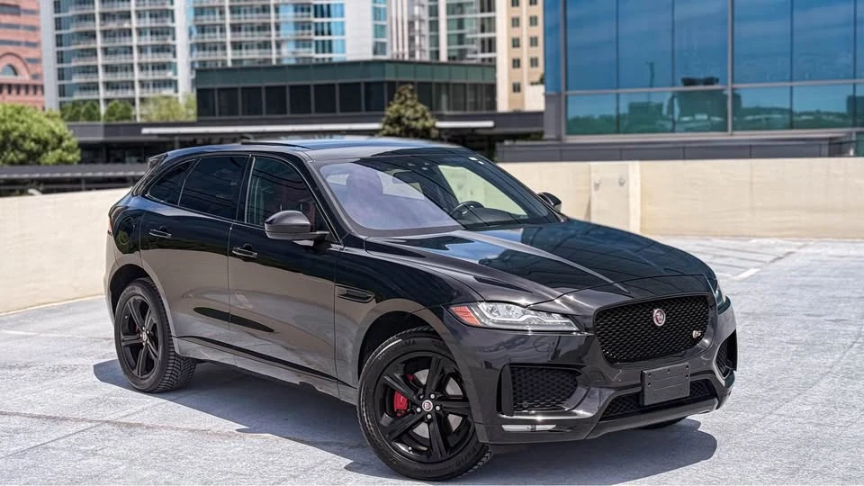 2017 Jaguar F-Pace - Image 11 of 20
