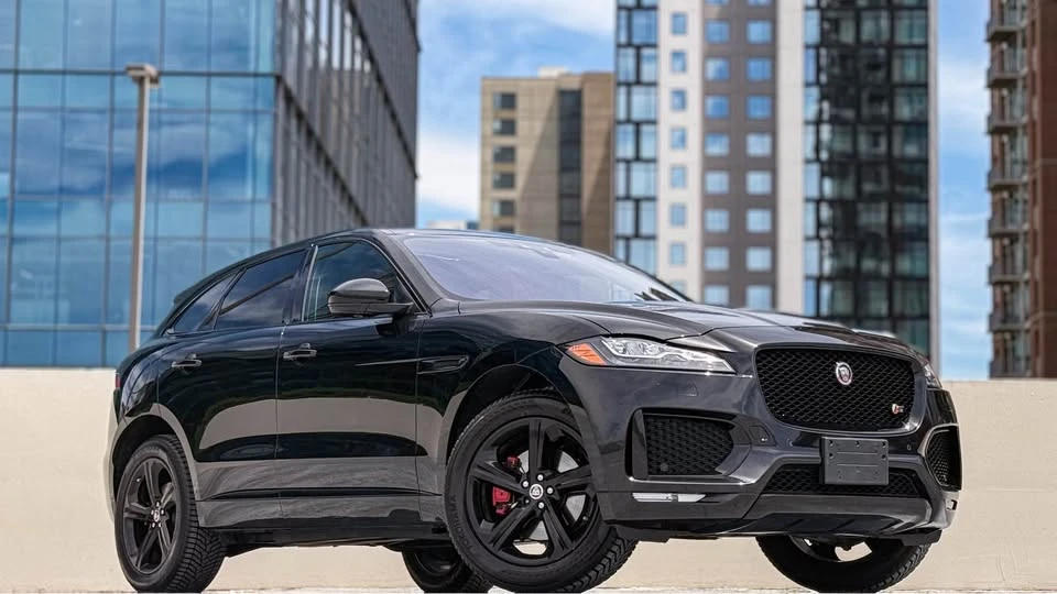 2017 Jaguar F-Pace - Image 3 of 20