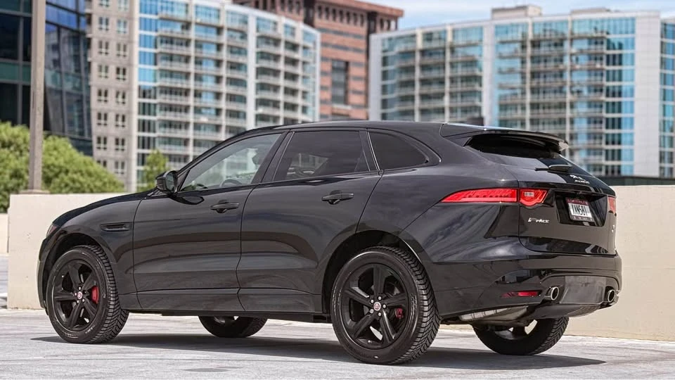 2017 Jaguar F-Pace - Image 8 of 20