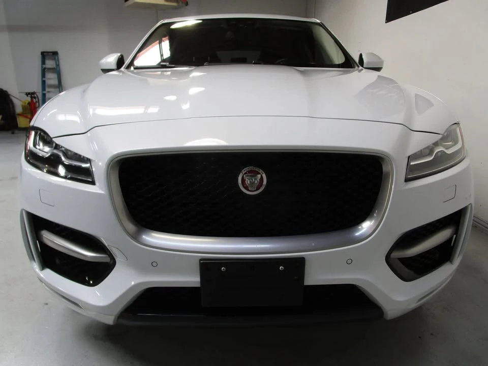 2017 Jaguar F-Pace - Image 8 of 20