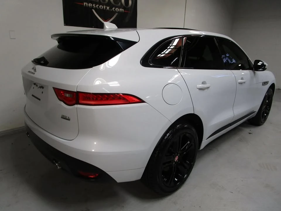 2017 Jaguar F-Pace - Image 6 of 20