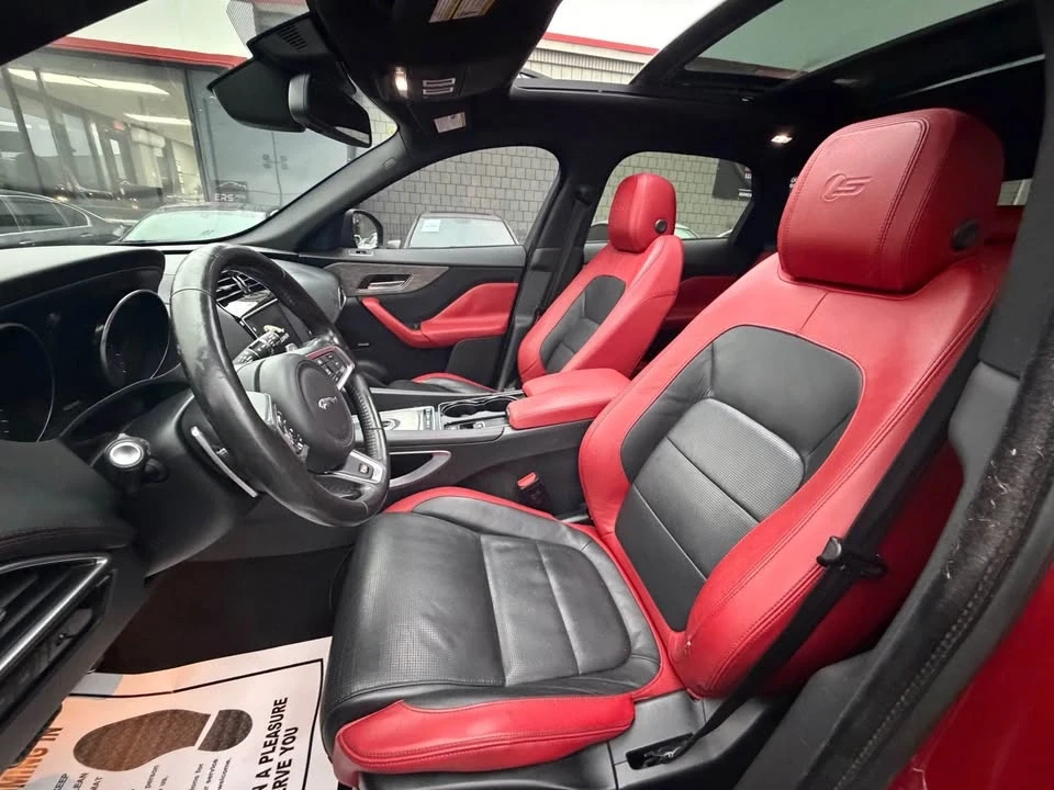 2017 Jaguar F-Pace - Image 9 of 12