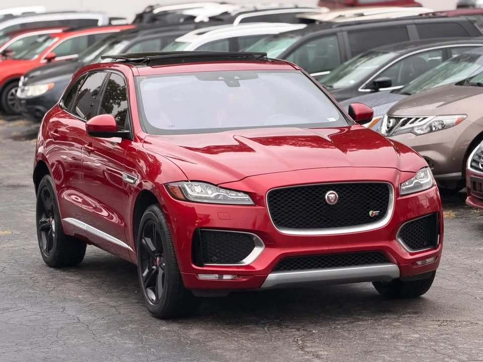2017 Jaguar F-Pace - Image 3 of 12