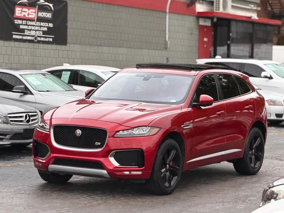 2017 Jaguar F-Pace - Image 10 of 12