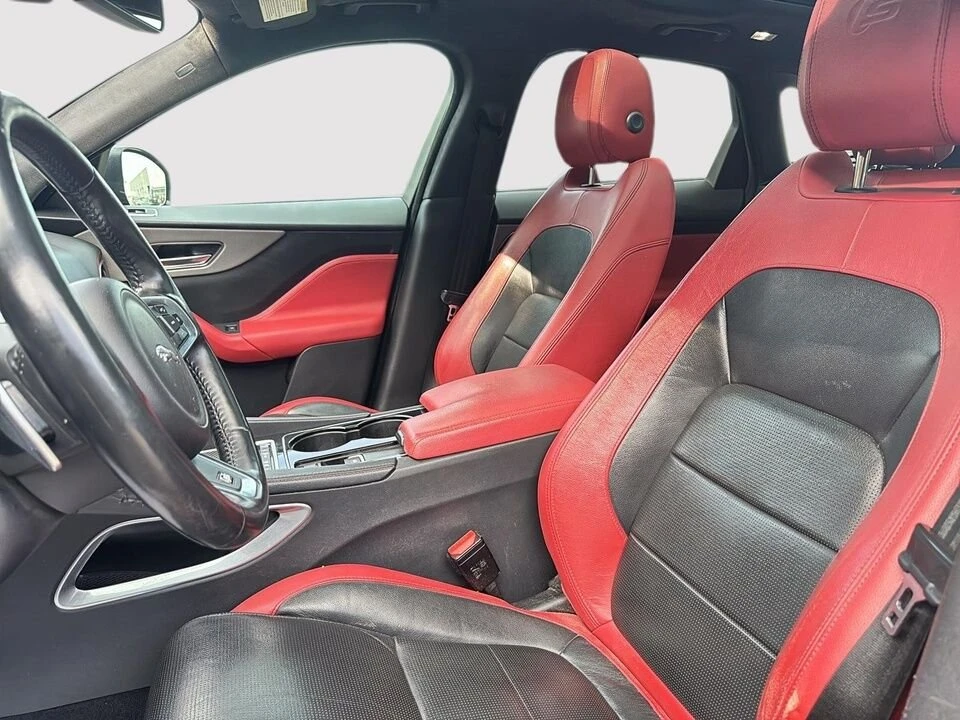 2017 Jaguar F-Pace - Image 9 of 20