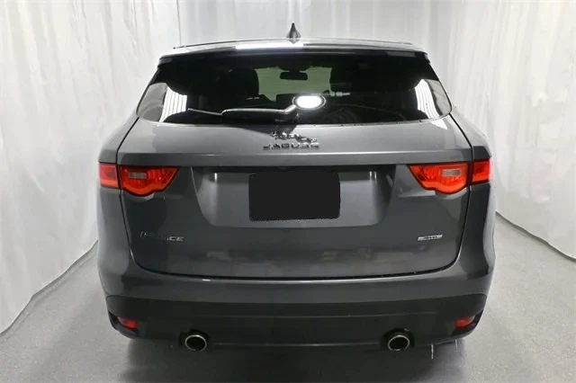 2017 Jaguar F-Pace - Image 3 of 15