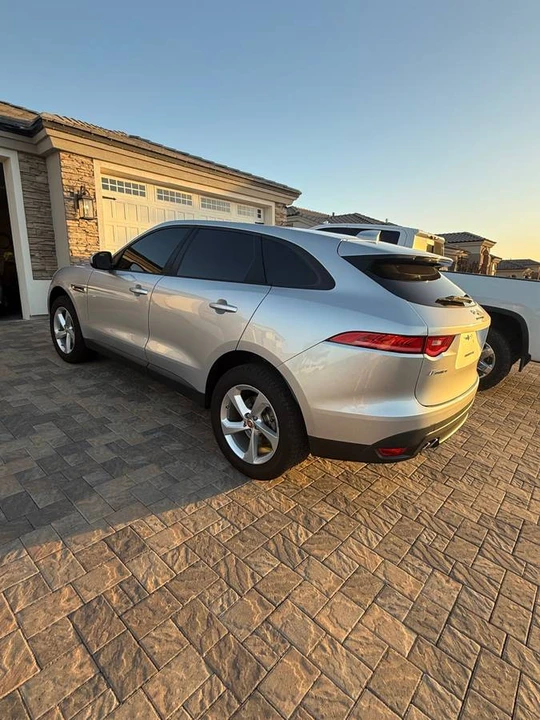 2017 Jaguar F-Pace - Image 2 of 7