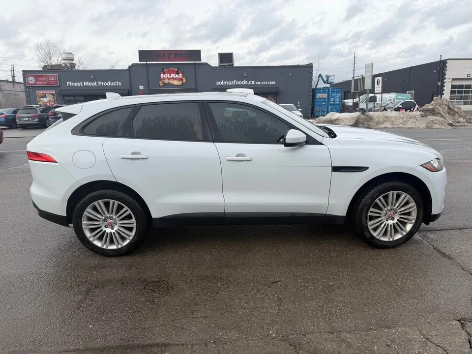 2017 Jaguar F-Pace - Image 3 of 15