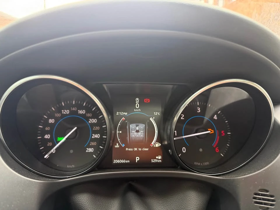 2017 Jaguar F-Pace - Image 14 of 15