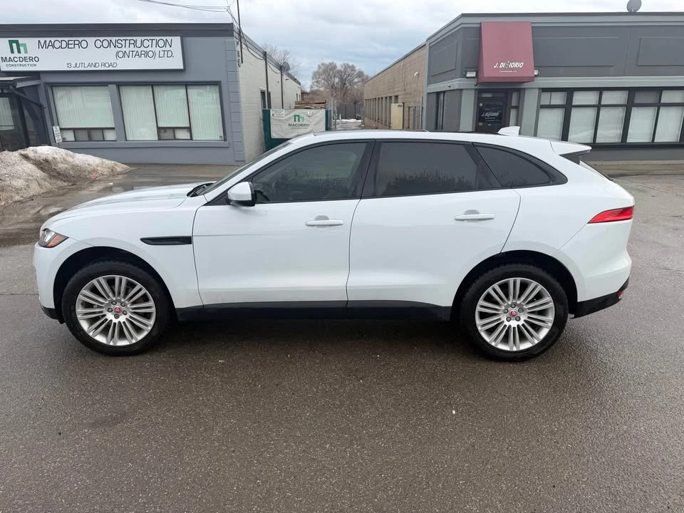 2017 Jaguar F-Pace - Image 7 of 15
