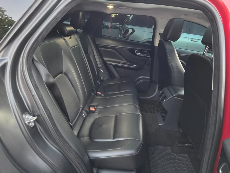 2017 Jaguar F-Pace - Image 14 of 20