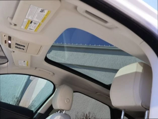 2017 Jaguar F-Pace - Image 3 of 14