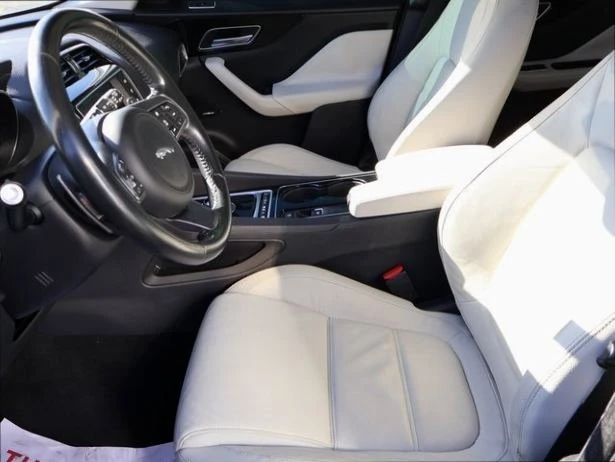 2017 Jaguar F-Pace - Image 4 of 14