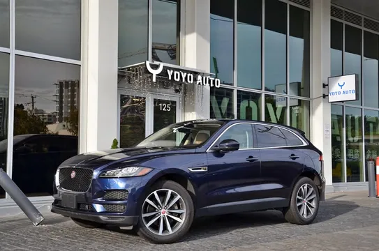 2017 Jaguar F-Pace Prestige