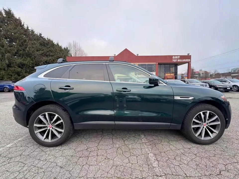 2017 Jaguar F-Pace - Image 4 of 17