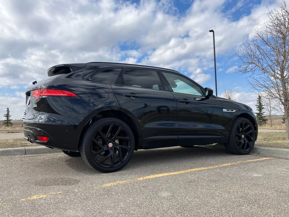 2017 Jaguar F-Pace - Image 5 of 11