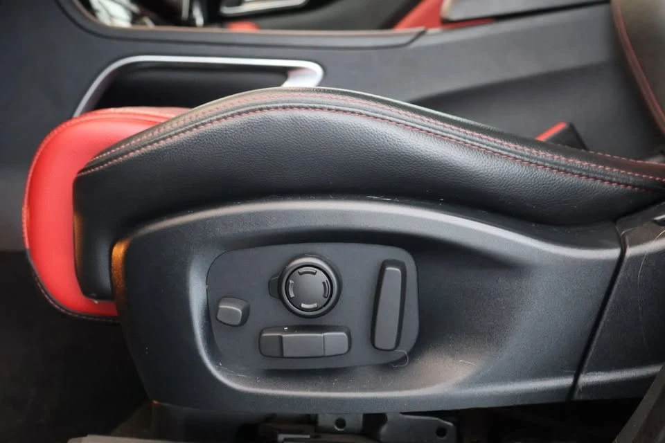 2017 Jaguar F-Pace - Image 6 of 20