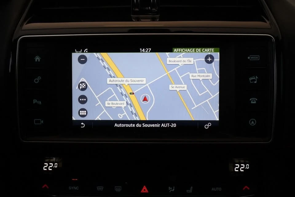2017 Jaguar F-Pace - Image 15 of 19