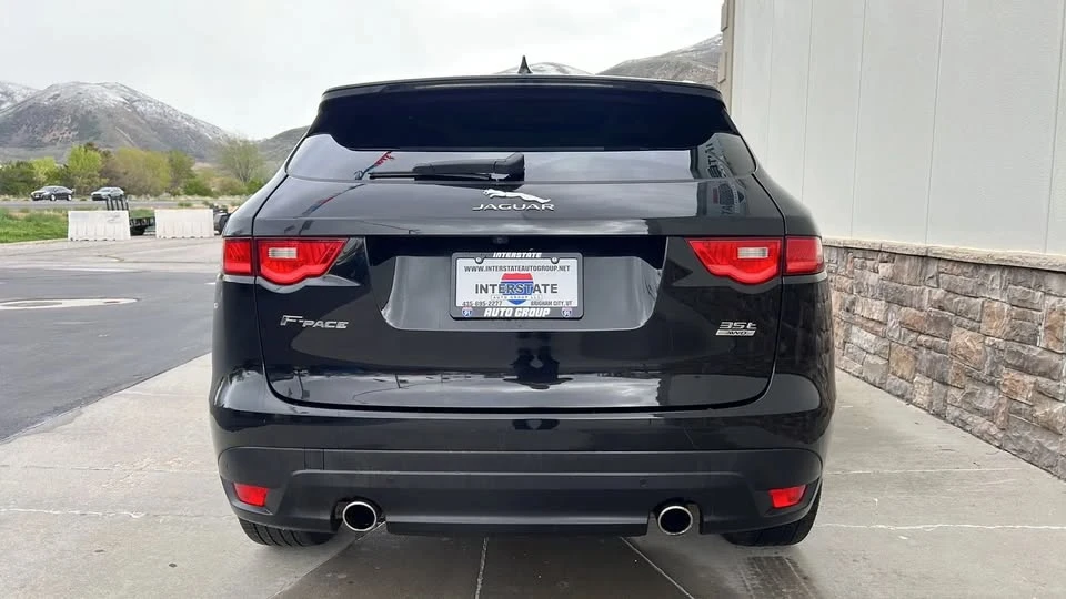 2017 Jaguar F-Pace - Image 11 of 20