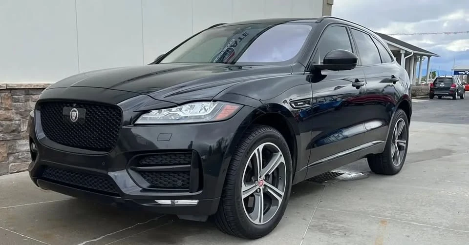 2017 Jaguar F-Pace - Image 2 of 20