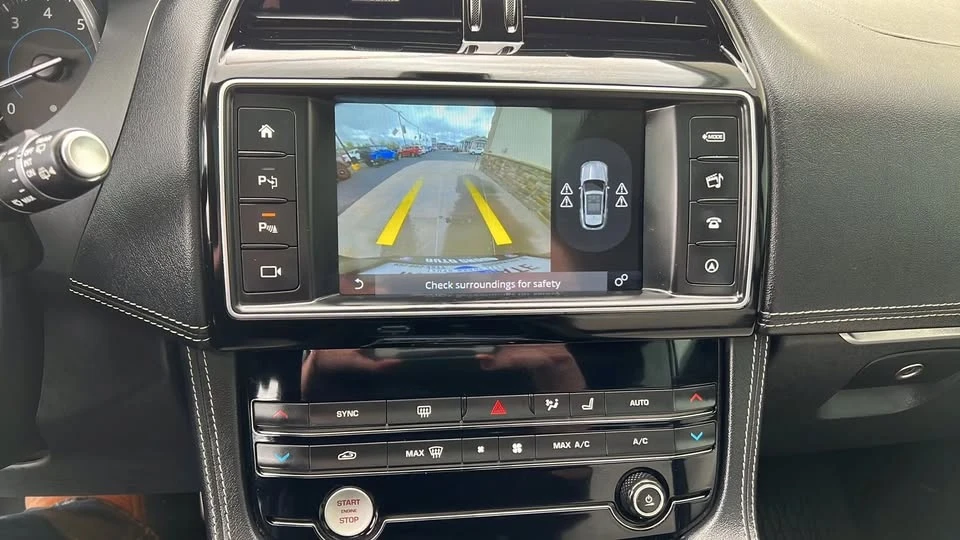 2017 Jaguar F-Pace - Image 8 of 20