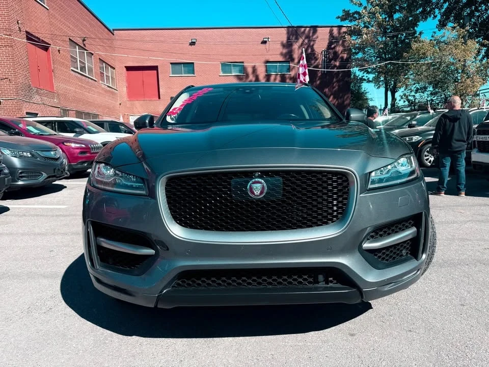 2017 Jaguar F-Pace - Image 2 of 18