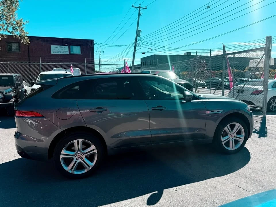 2017 Jaguar F-Pace - Image 8 of 18