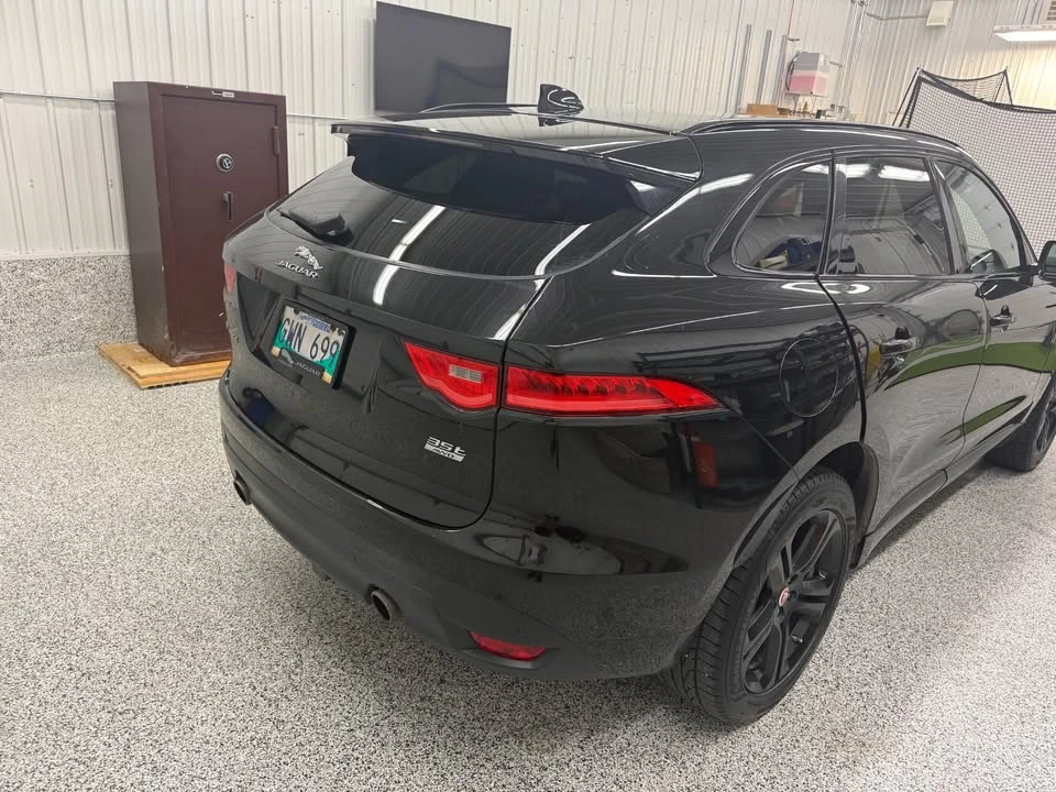 2017 Jaguar F-Pace - Image 6 of 19