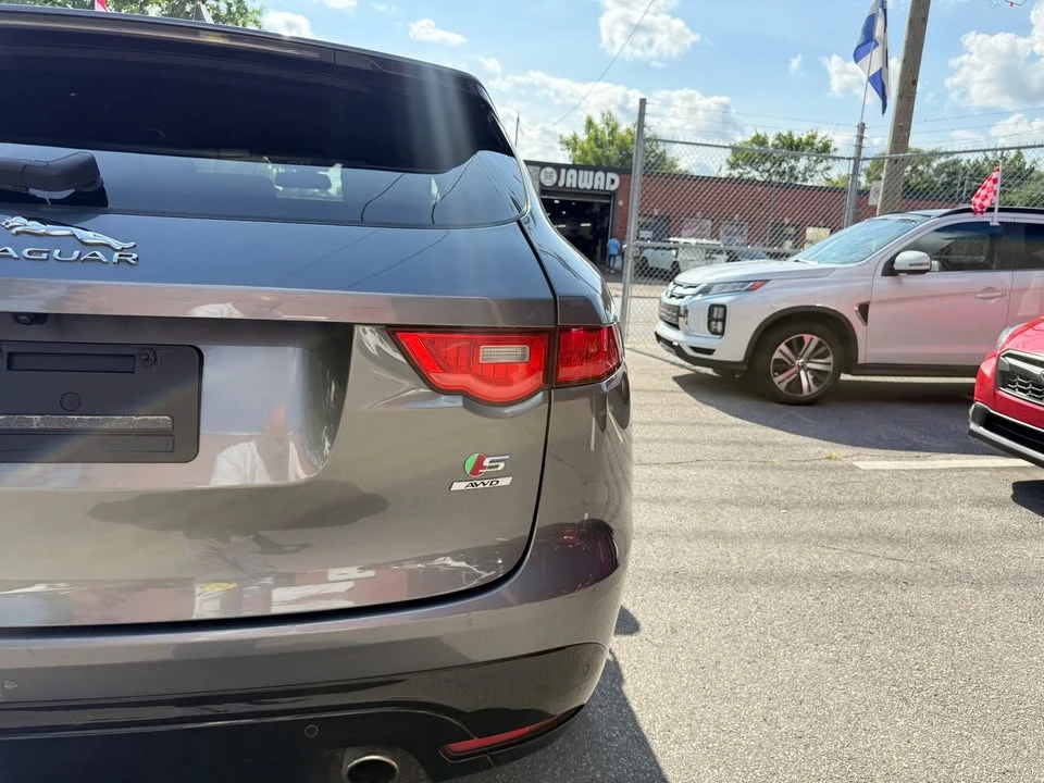 2017 Jaguar F-Pace - Image 7 of 20
