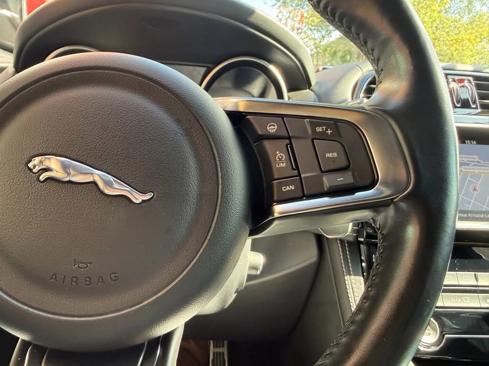 2017 Jaguar F-Pace - Image 14 of 20