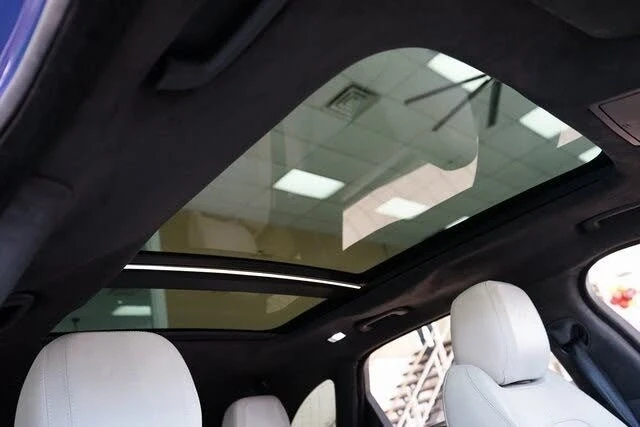 2017 Jaguar F-Pace - Image 7 of 17