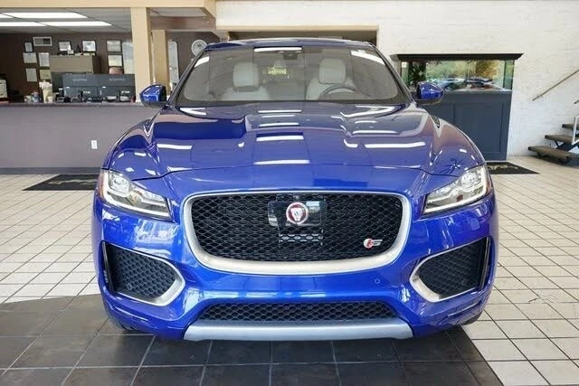 2017 Jaguar F-Pace - Image 15 of 17