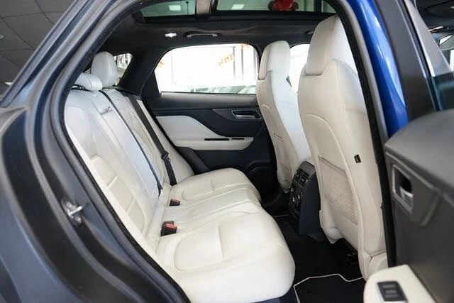 2017 Jaguar F-Pace - Image 9 of 17