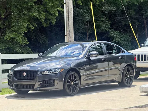 2017 Jaguar XE Sport