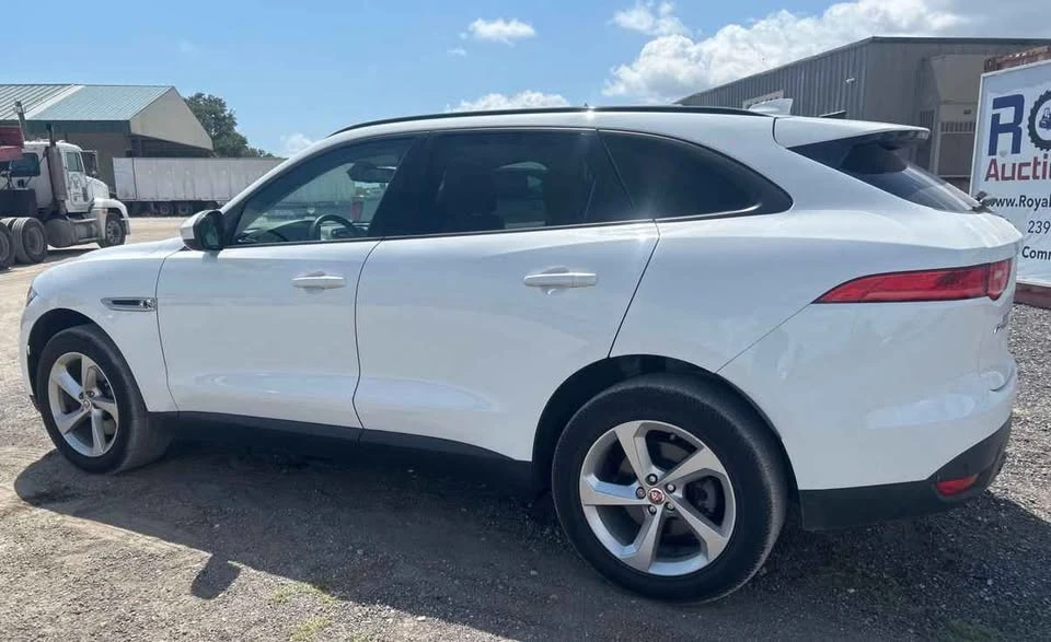2017 Jaguar F-Pace - Image 3 of 5