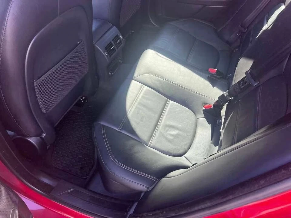 2017 Jaguar XE - Image 6 of 14
