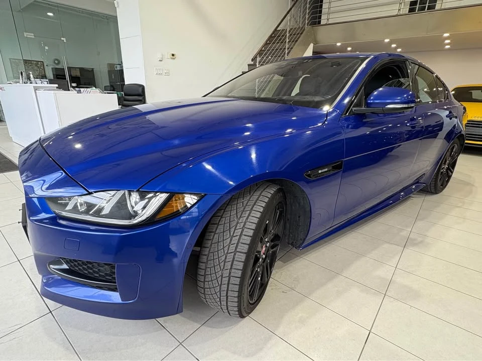 2017 Jaguar XE - Image 6 of 20