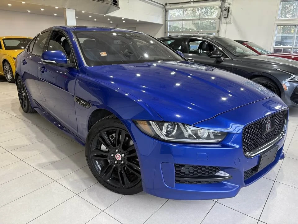 2017 Jaguar XE - Image 2 of 20