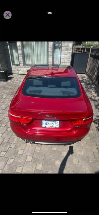 2017 Jaguar XE - Image 3 of 6