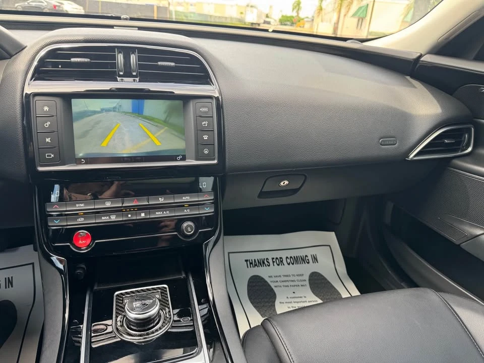 2017 Jaguar XE - Image 6 of 14