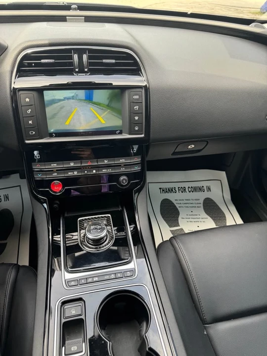 2017 Jaguar XE - Image 11 of 14