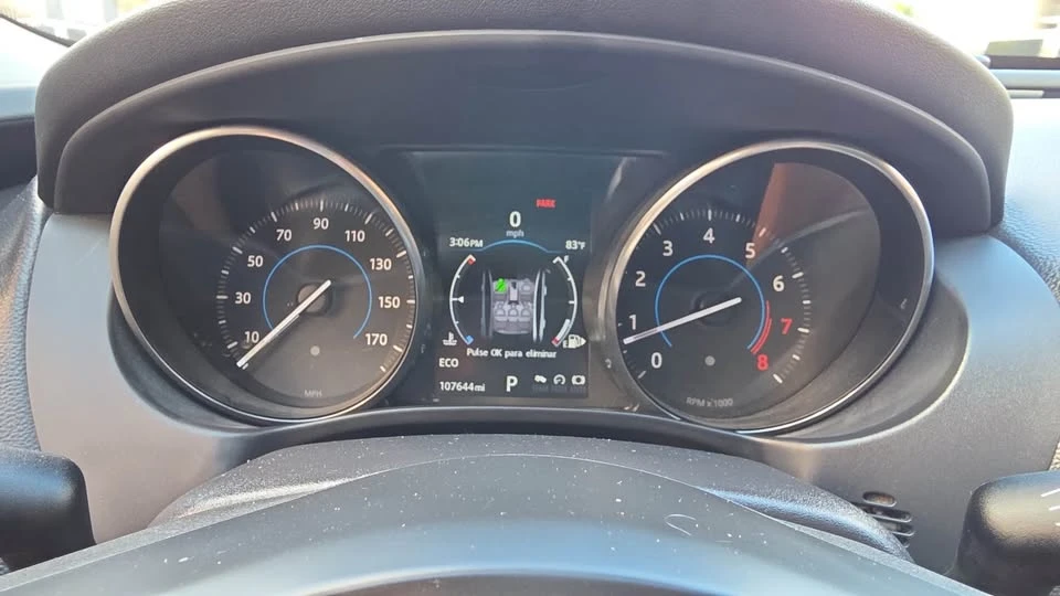 2017 Jaguar XE - Image 6 of 6