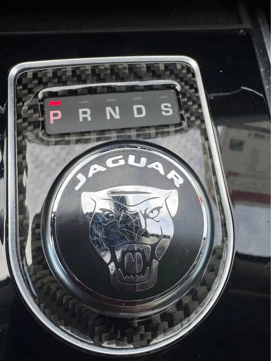 2017 Jaguar XE - Image 5 of 14