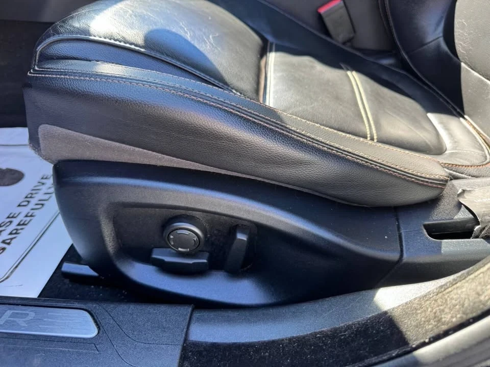 2017 Jaguar XE - Image 15 of 20