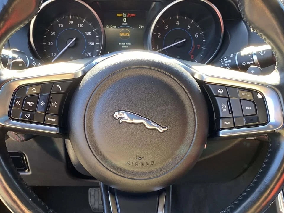 2017 Jaguar XE - Image 17 of 20