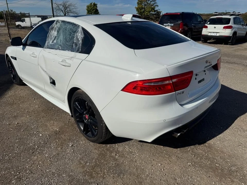 2017 Jaguar XE - Image 8 of 16